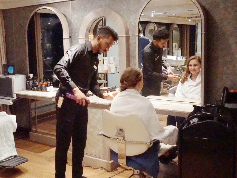 クイーン・エリザベスのヘアサロン