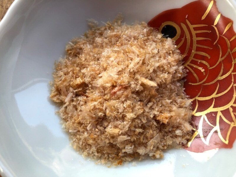 厚さ0.01mmの鰹節。これが口どけの秘密