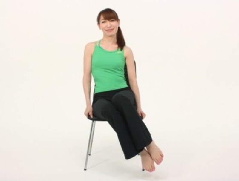 くびれの作り方は?自宅でできる簡単筋トレで女性らしい引き締めウエストのお腹に