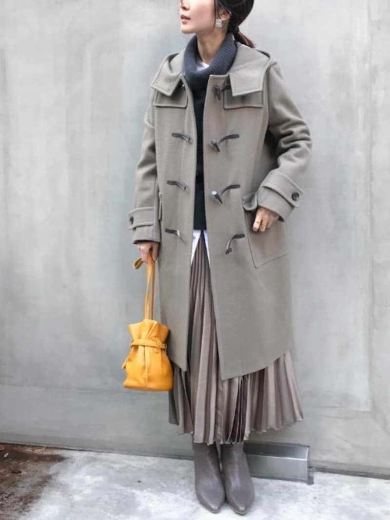 今年のダッフルは大人っぽい長め丈がおすすめ　出典：WEAR
