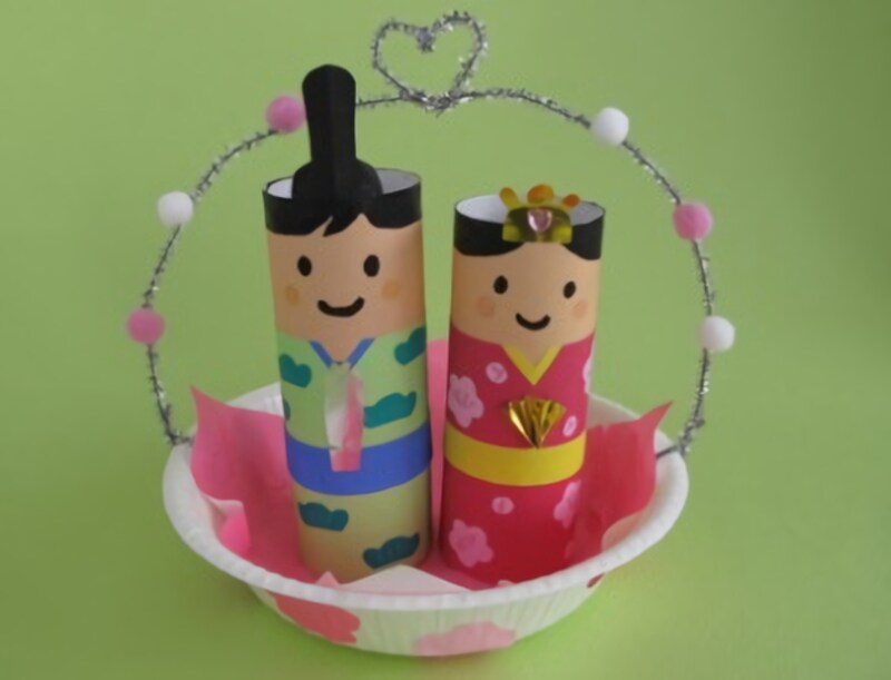 ペーパー芯と紙皿でお雛様製作！スタンドタイプの手作りお雛様・お内裏様