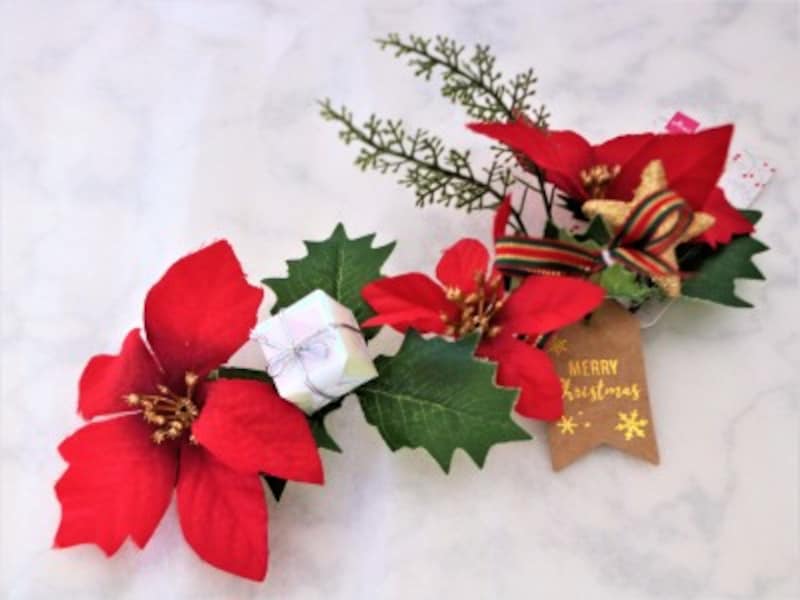 ダイソー・アレンジバイン ポインセチア （壁掛け用）