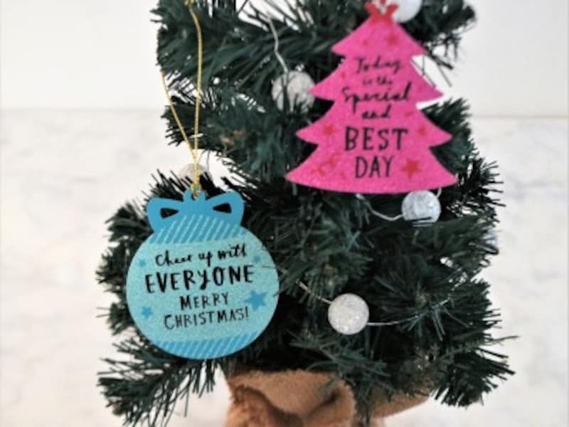 セリア・オーナメントタグ ツインクルクリスマス　クリスマスツリーに飾ってもお洒落です。