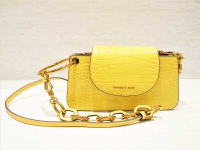 クロックエフェクト フロントフラップウォレット / Croc-Effect Front Flap Wallet（Yellow）