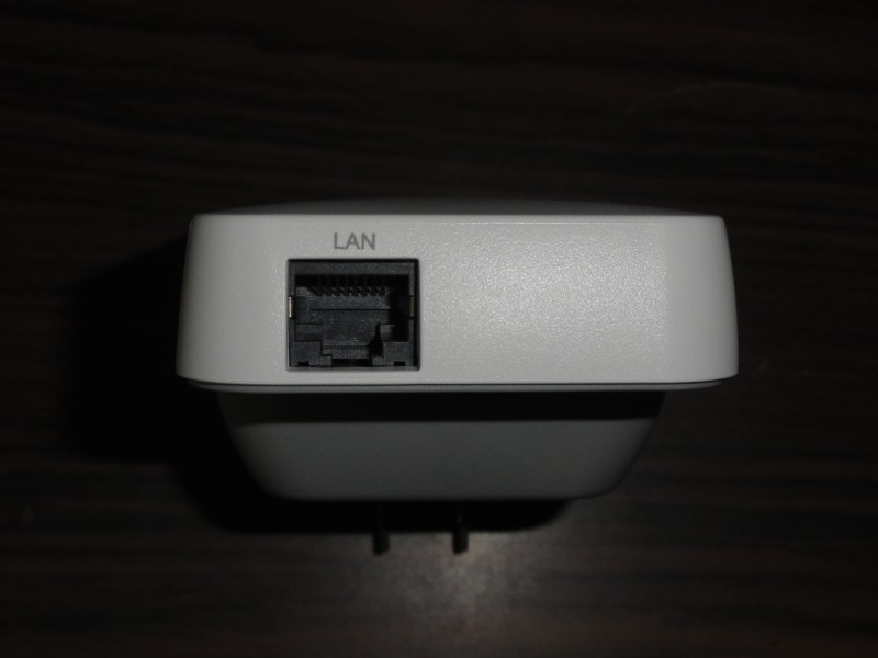 中継器にLANポートがあれば機器を有線でも接続できる。