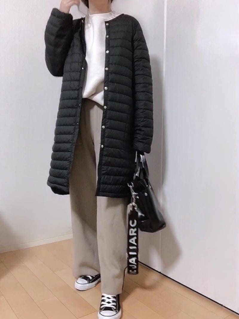 ダウンの畝が小さい、薄手のダウンならロング丈でも着やすい　出典：WEAR