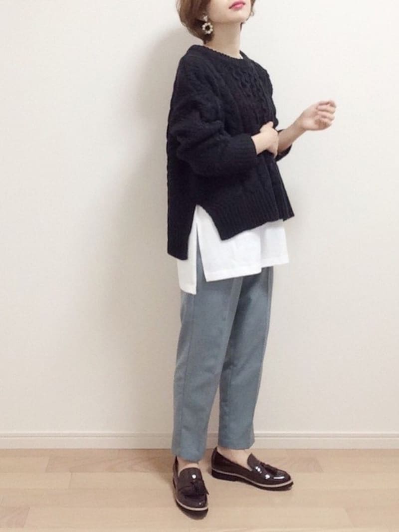 大人の女性に人気なきれいめパンツが激売れ中　出典：WEAR