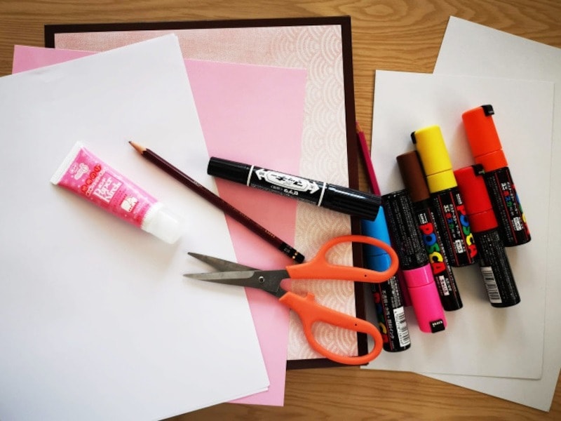 年末のお掃除時に空き箱をみつけたら……それ手作り福笑いの材料に使いましょう!