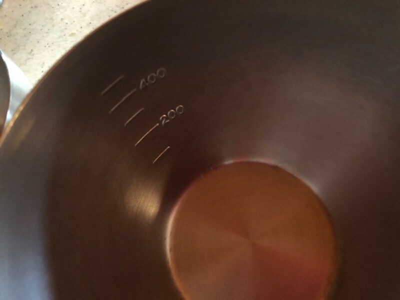 内側にメモリがついているので、カップでの計量は必要なし