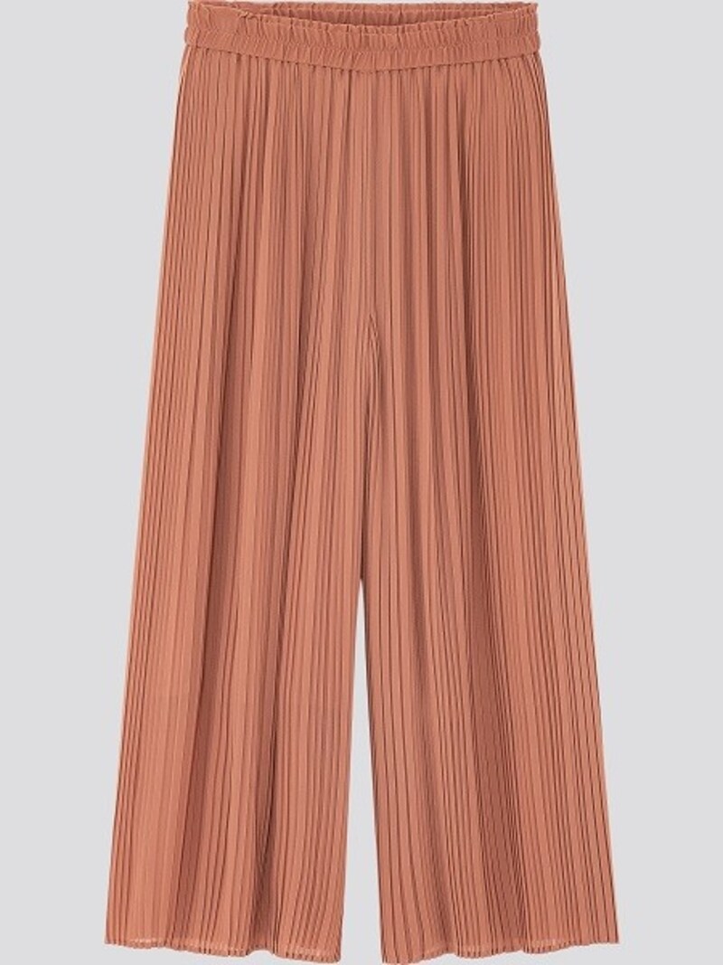 ユニクロ　ブラウス　2990円（税抜）