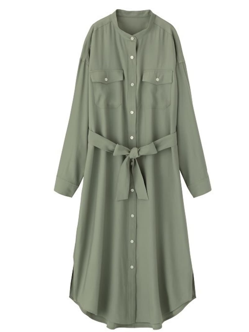 GU ワークバンドカラーワンピース 2990円（税抜）