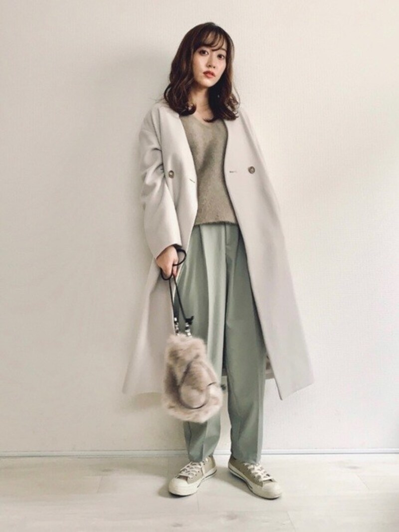 着まわせる新作パンツで新しいトレンドを取り入れて　出典：WEAR