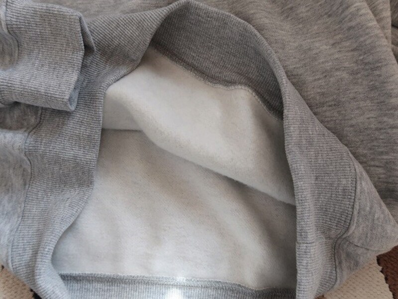 そして素肌が触れる部分は裏起毛で肌触り抜群