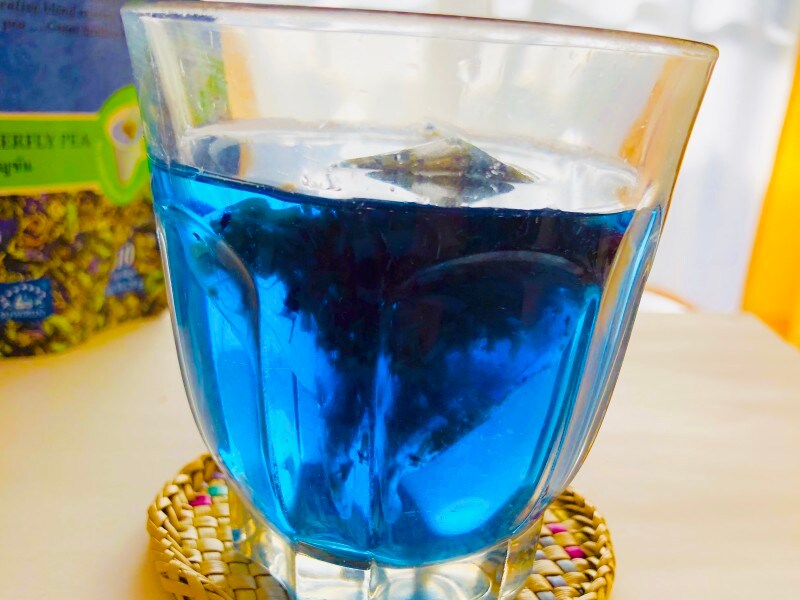 鮮やかなブルー！これが天然色素とは。