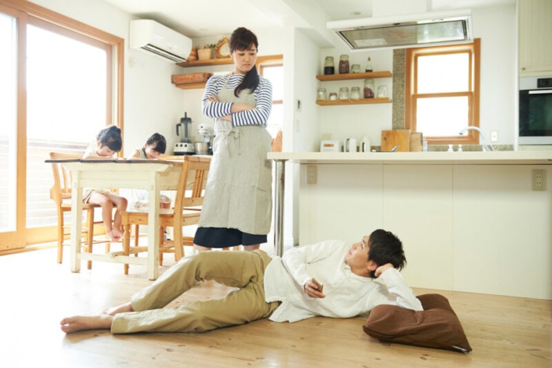 不倫匂わせ夫