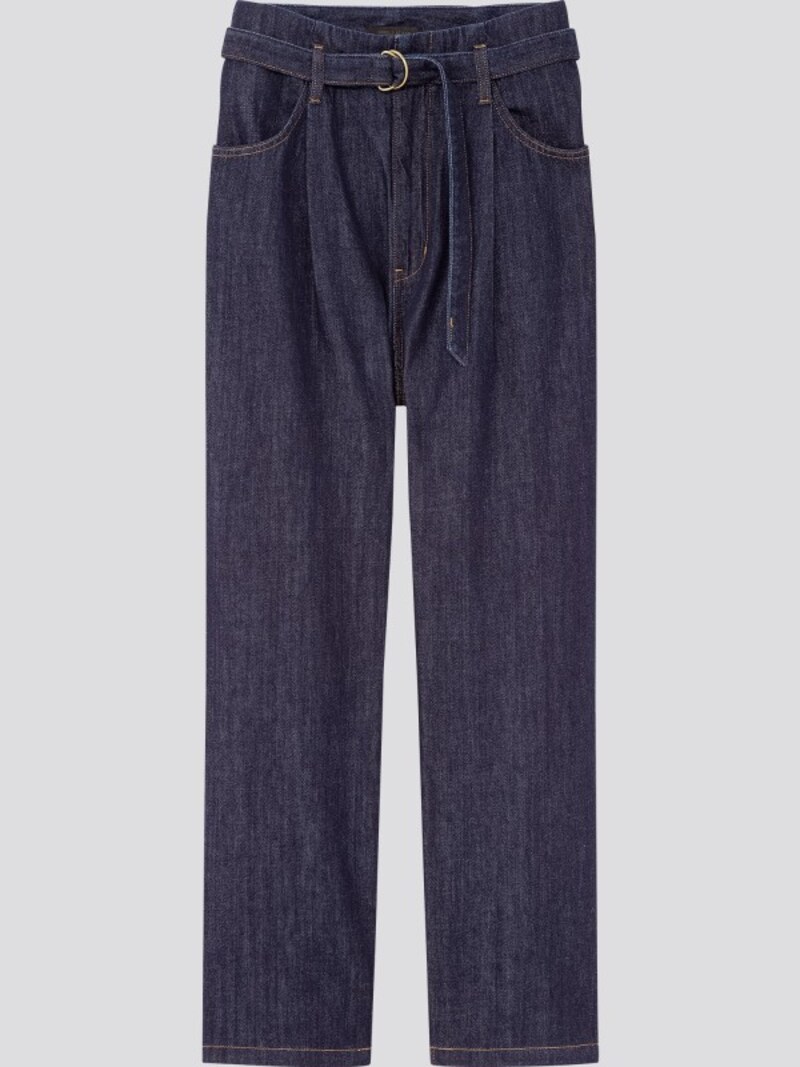 ユニクロ　ベルテッドプリーツジーンズ　3990円（税抜）