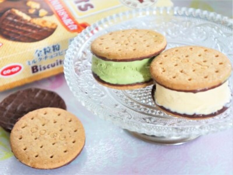 手作りクッキーサンドアイスは子ども達に大人気のパーティーフードです。