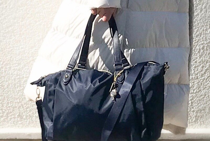 斜め掛け旅行バッグ