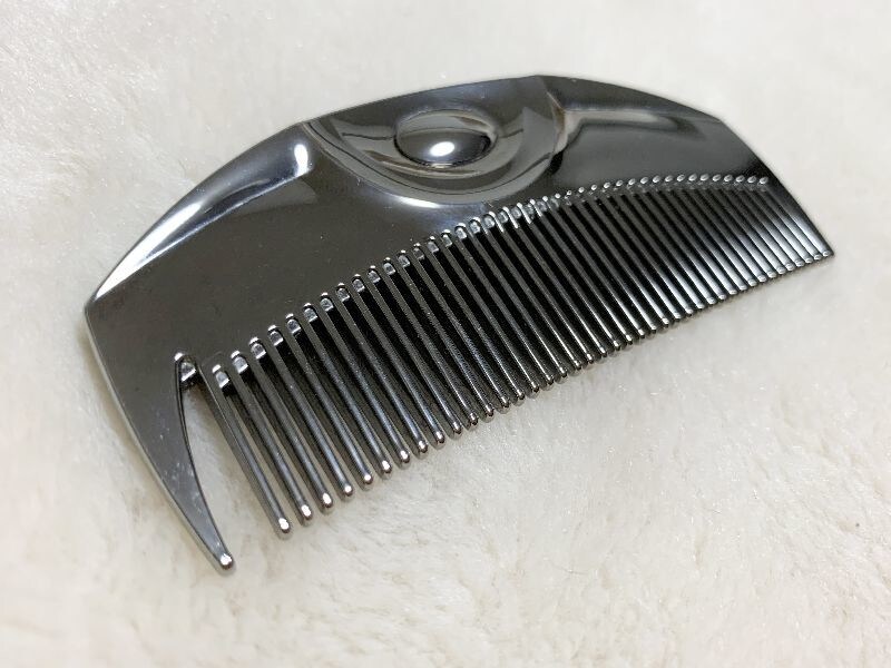 ヘアコーム「LOVE CHROME（ラブクロム）」