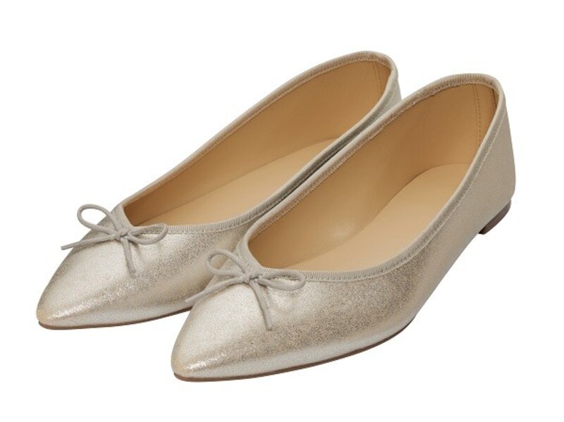 GU ポインテッドバレエシューズ 990円（税抜）