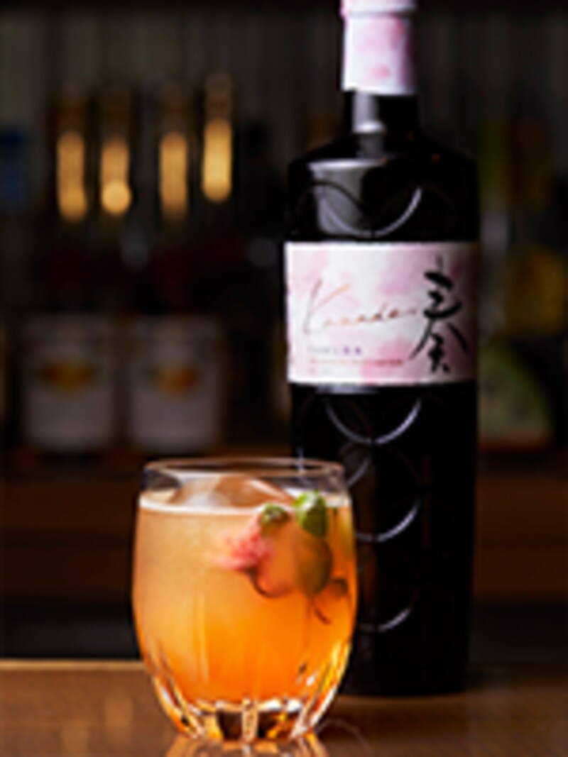 奏<桜>を使ったクラフトカクテル