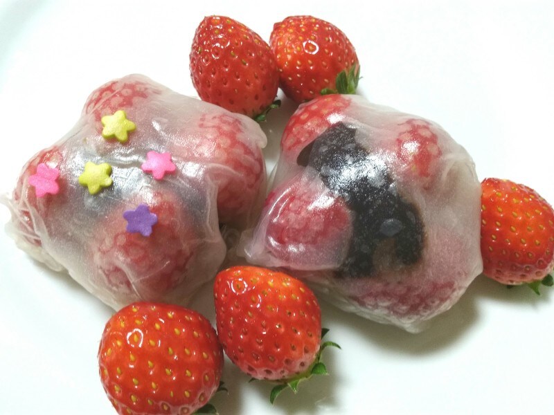 好きなフルーツを自分で選び包んでみたり巻いてみたりも楽しいです