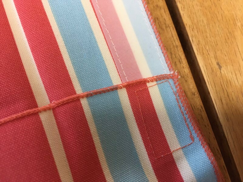 サイズに合わせ、マジックテープで固定