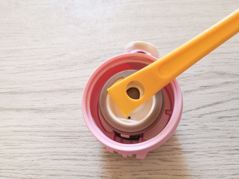 ダイソー100均ペットボトルブラシ