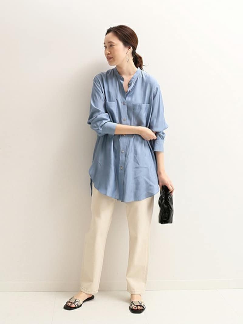 ブルー＆ホワイトの爽やかさで清潔感を　出典：WEAR