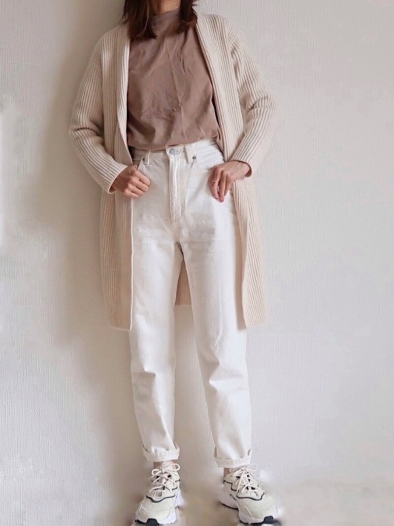 あまり甲の高さがないので、スマートに馴染んでくれます