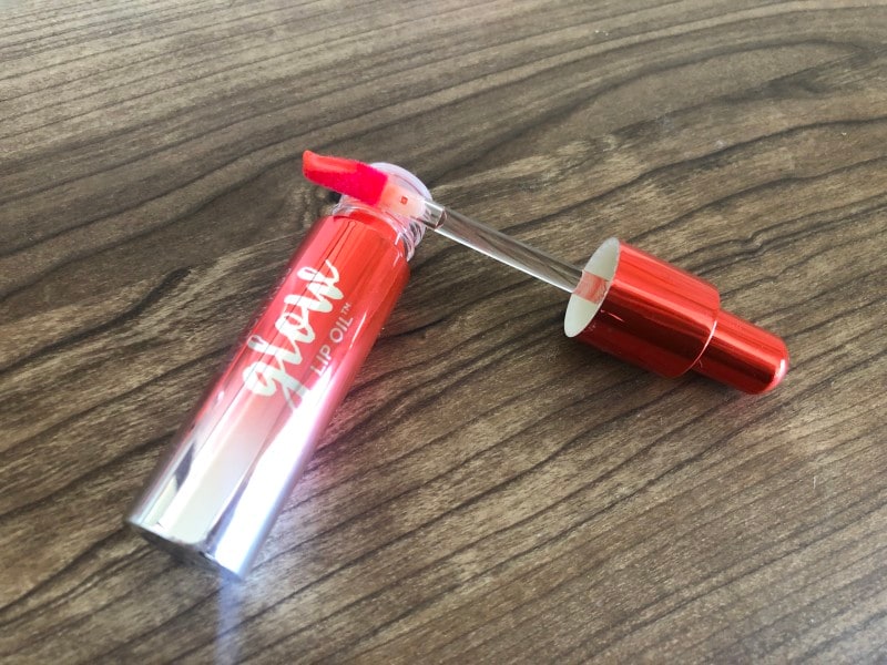 リップ,口紅,グロス,好感度アップ,プチプラリップ,レブロン,キスグロウリップオイル