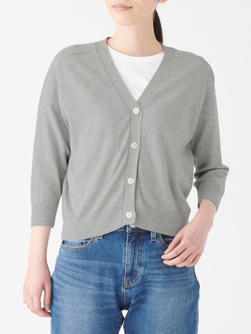 無印良品 UVカット強撚Vネックショートカーディガン 3990円(税抜)