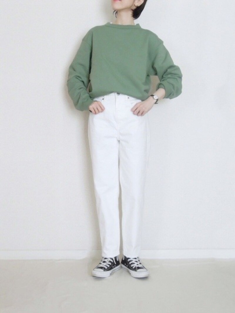 スラウチテーパードアンクルジーンズ