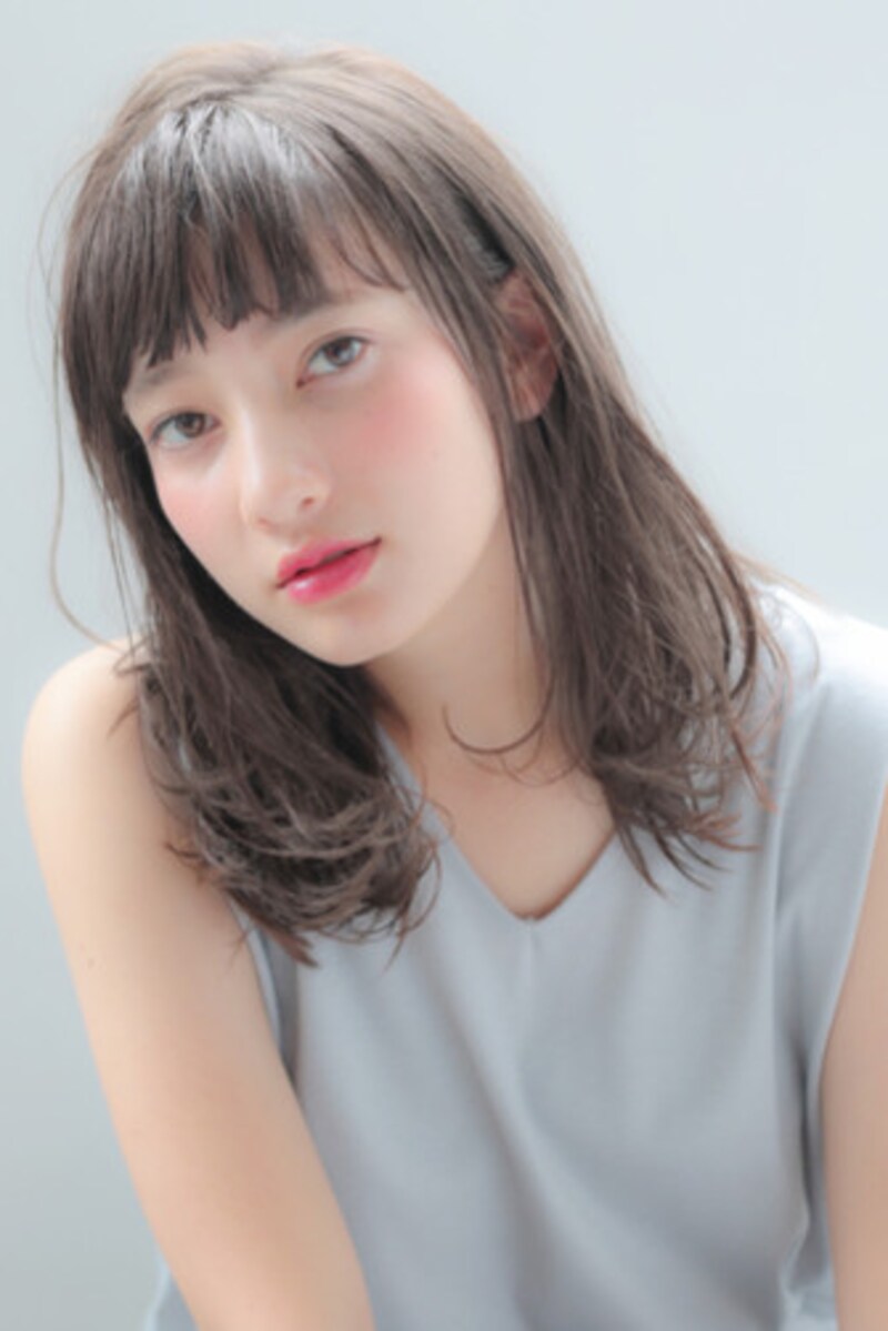 フェミニンロブ/伸ばしかけでもダラしなく見せないなら【ロブ】で決まり!