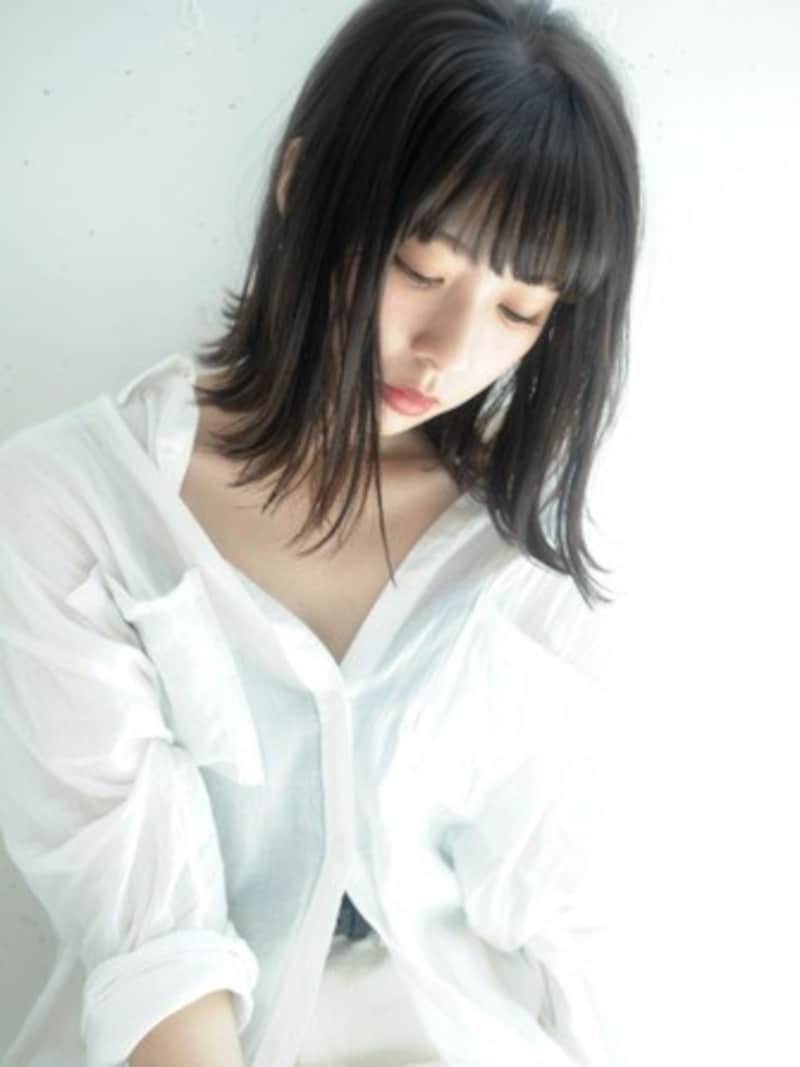 外ハネロブ/伸ばしかけでもダラしなく見せないなら【ロブ】で決まり!