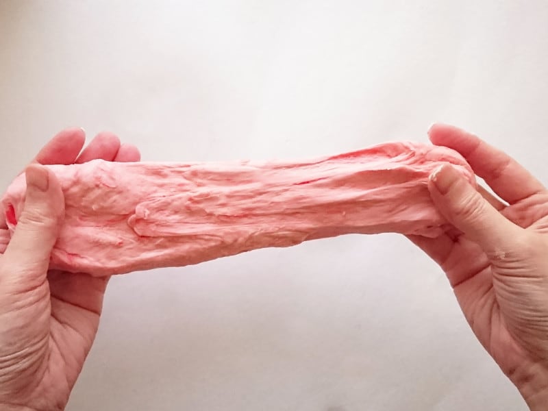 小麦粉粘土 遊び 0歳児 赤ちゃん 乳児