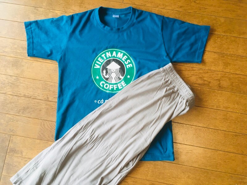 ヨガなど体を動かす時はTシャツと合わせて