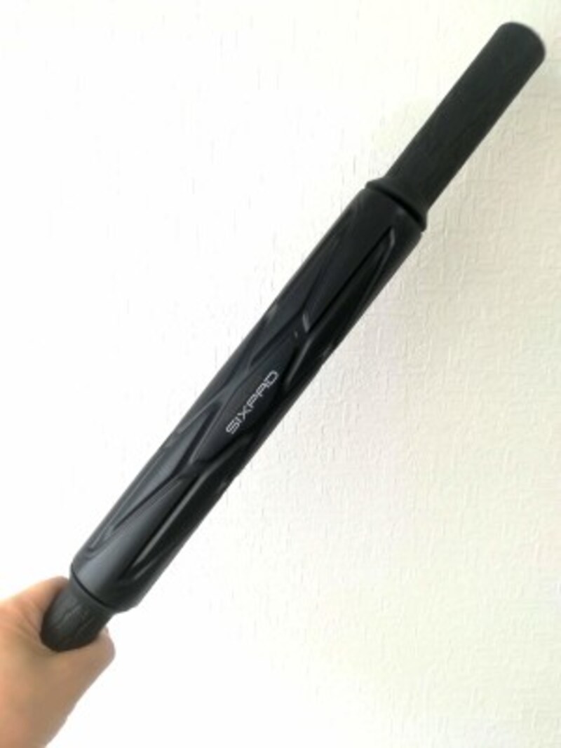 ローラー部分の表面には凹凸があります
