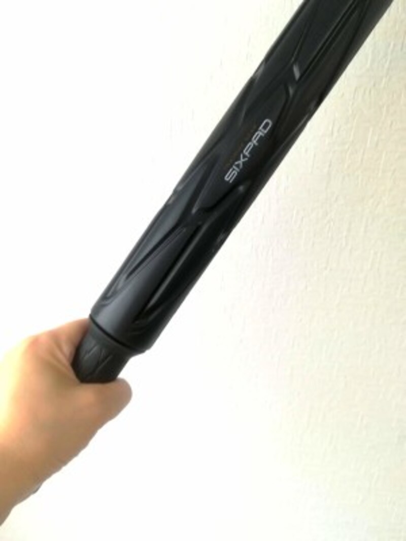 手にフィットするハンドグリップ