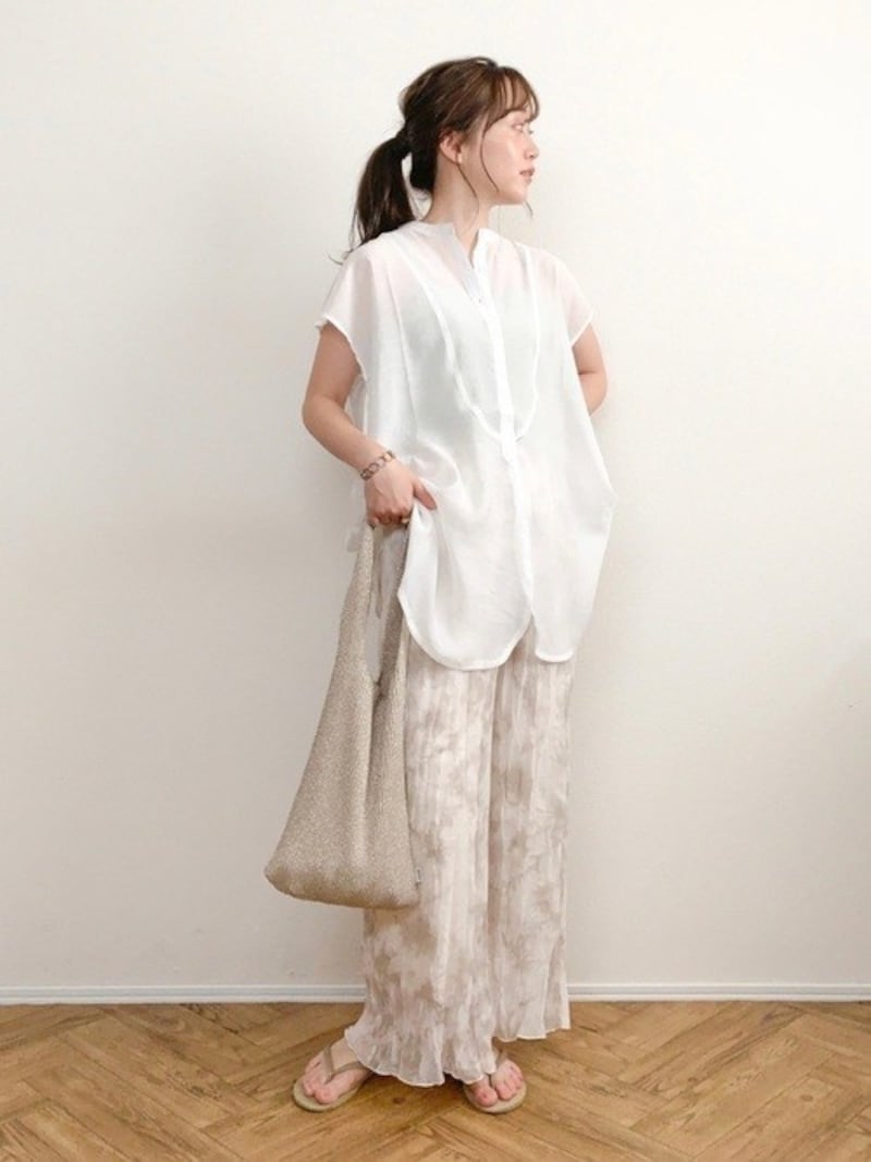しまむら価格なら花柄&トレンドの形でもトライしやすい 出典:WEAR