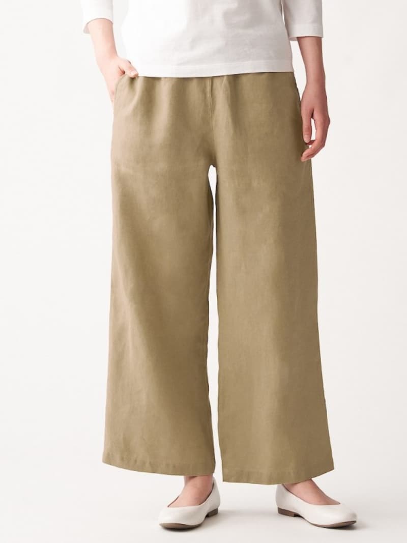 無印良品　フレンチリネンストレートパンツ　4990円（税込）