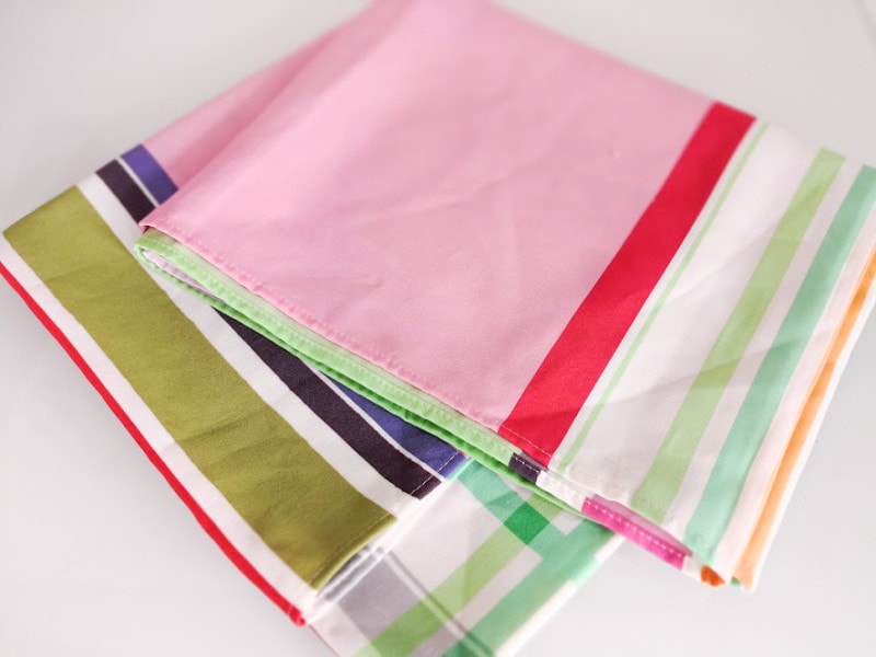 水を運ぶこともできる超撥水風呂敷ながれ