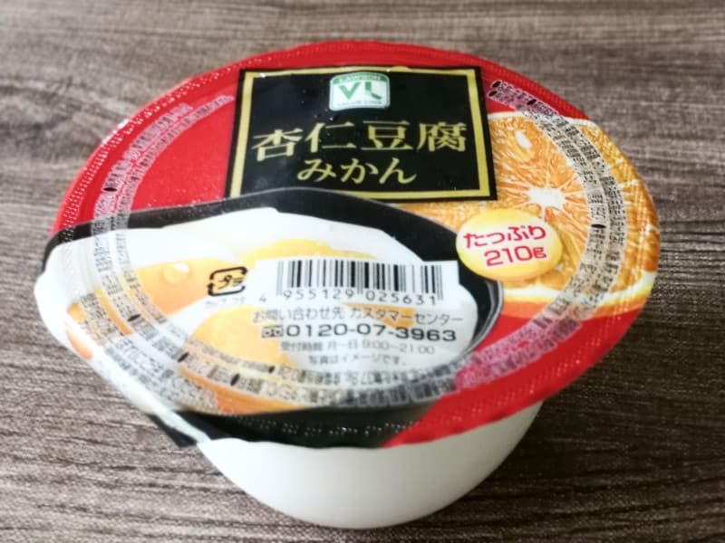ローソンストア100の杏仁豆腐みかん