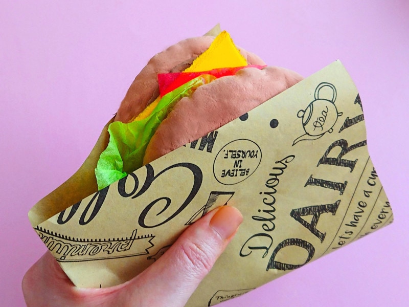 おうちでハンバーガー屋さんごっこ 軽量紙粘土工作 バーガー袋