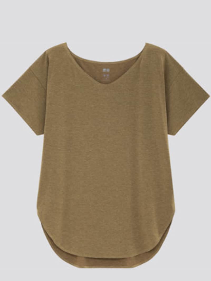 エアリズムシームレスVネックロングT(半袖) 1500円(税抜)/出典:UNIQLO