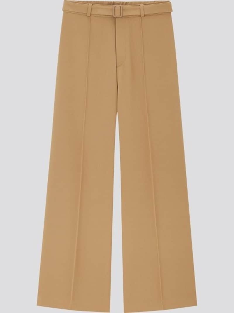 ユニクロ ベルテッドドレープワイドストレートパンツ 2990円(税抜)