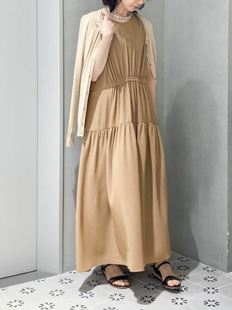 甘くも辛口にも仕上げられるコーデの幅広さが優秀　出典：WEAR