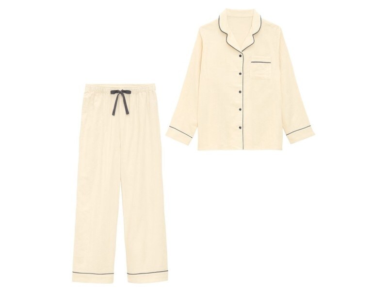 GU パジャマ 2990円(税抜)
