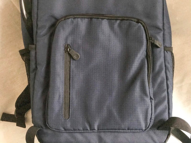 リュック前面の収納