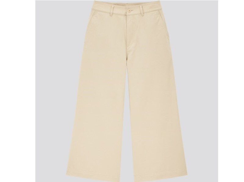 ユニクロ　ワイドクロップドパンツ　2990円（税抜）